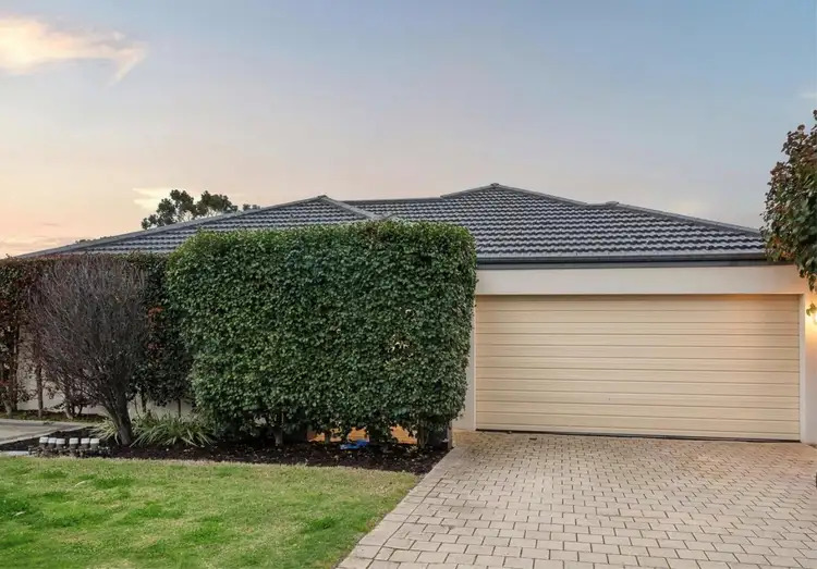 1/74 Iolanthe Street, Bassendean WA 6054