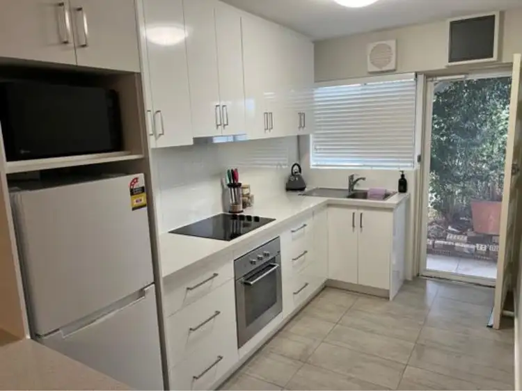 U2/142 Watkins Street, White Gum Valley WA 6162