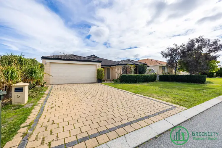 5 Cascarilla Road, Bennett Springs WA 6063