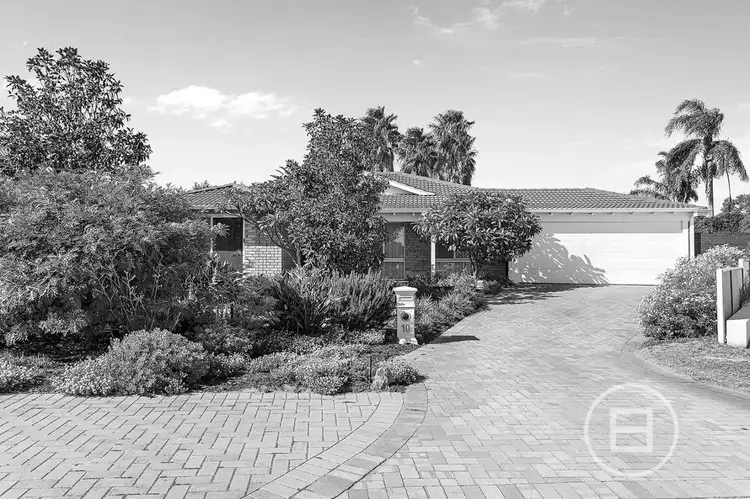 10 Buttercup Rise, Duncraig WA 6023