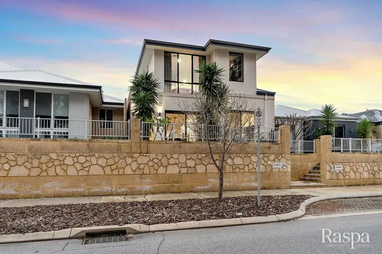 80 Entrance Road, Spearwood WA 6163