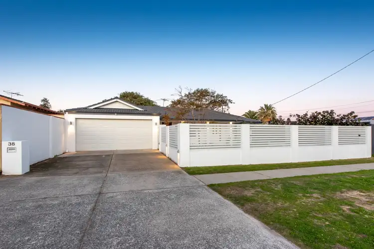 Second view of Homely house listing, 38 Gradient Way, Beldon WA 6027