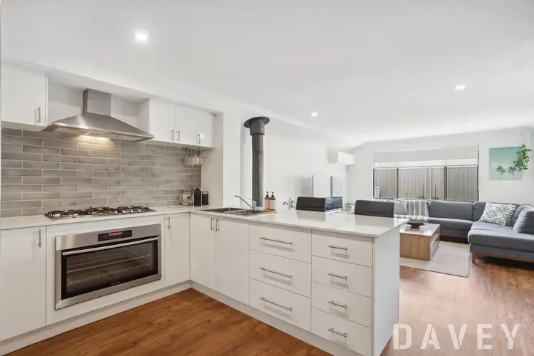 5 Schauss Road, Eglinton WA 6034
