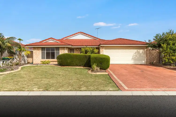 12 Pebblebeach Cove, Waikiki WA 6169