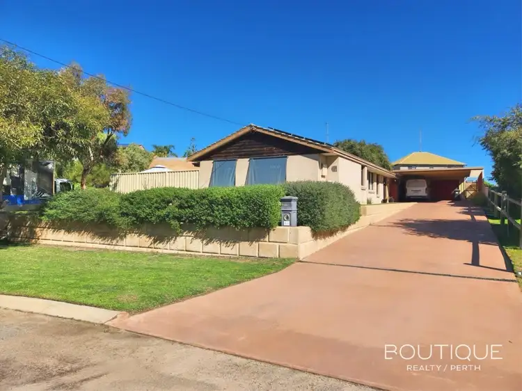 9 Osborne Way, Port Denison WA 6525