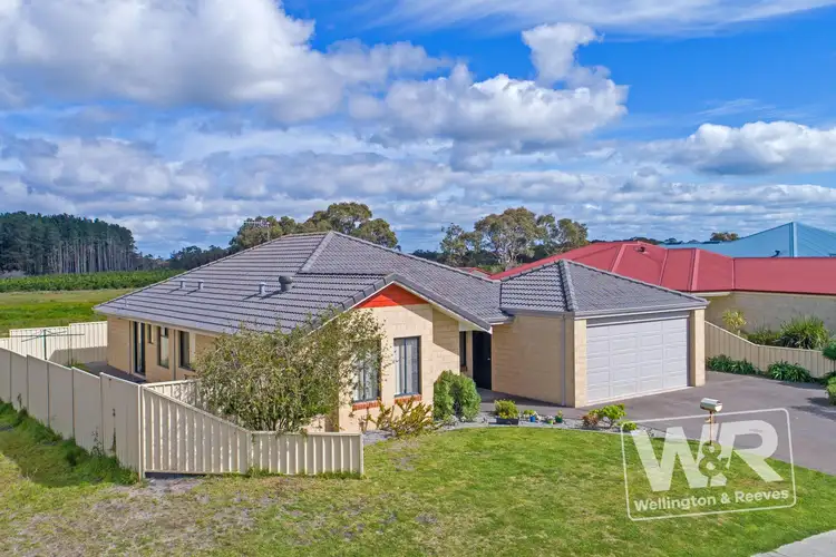 35 Scorpio Dr, Mckail WA 6330