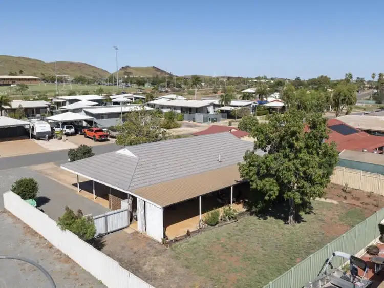 Second view of Homely house listing, 2 Peirl Way, Pegs Creek WA 6714
