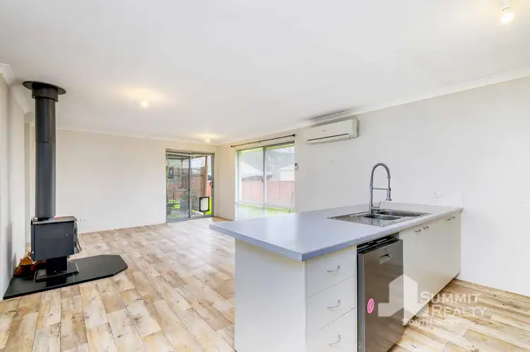 Fifth view of Homely house listing, 6 Gladstone Crescent, Collie WA 6225