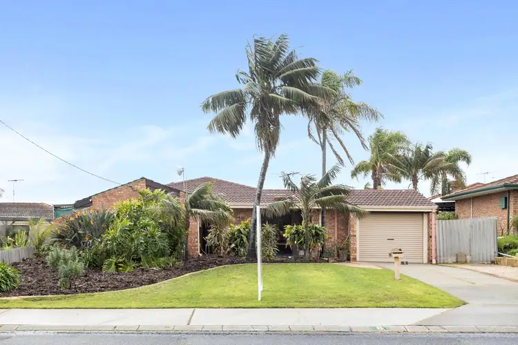 8 Wallawa Street, Wanneroo WA 6065
