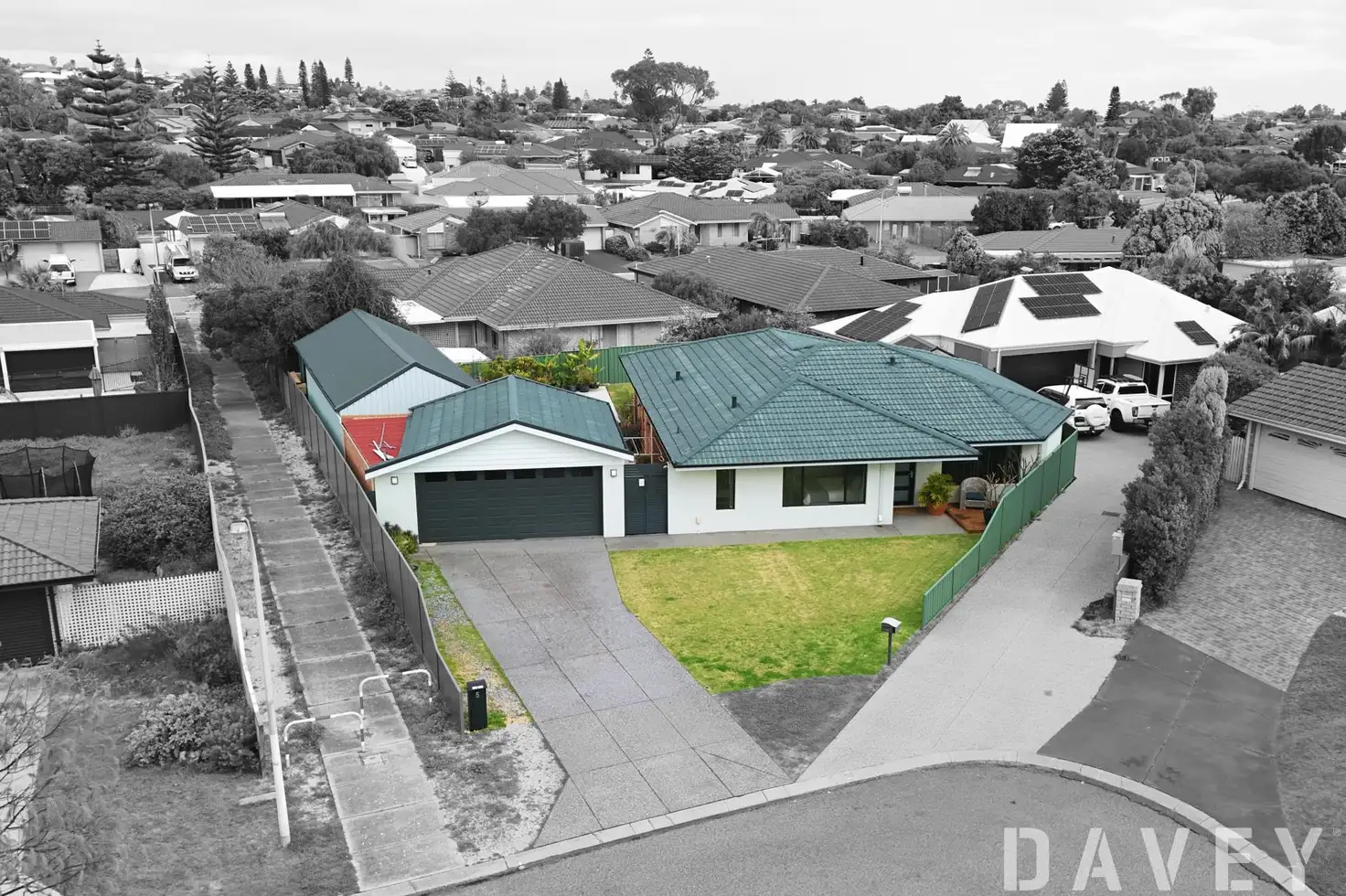 Main view of Homely house listing, 5 Milne Court, Ocean Reef WA 6027