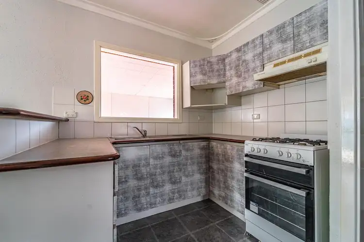 Sixth view of Homely house listing, 2 Pictor Court, Rockingham WA 6168