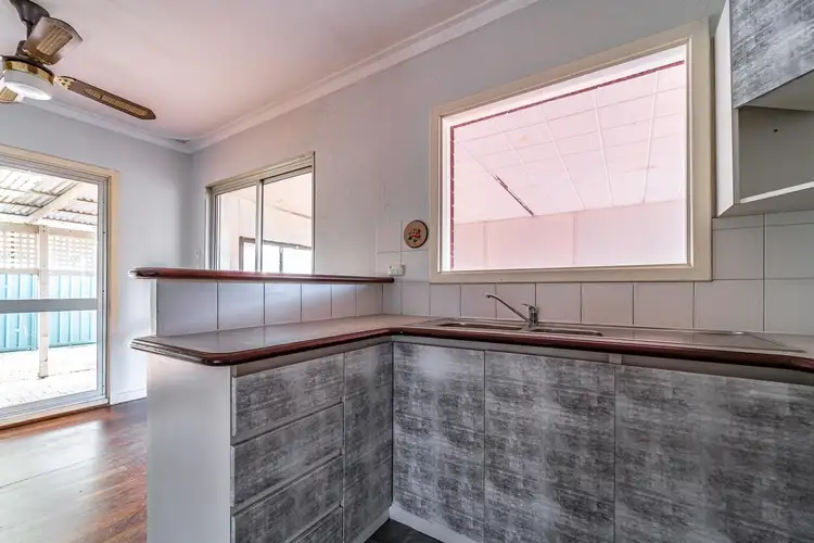 Seventh view of Homely house listing, 2 Pictor Court, Rockingham WA 6168
