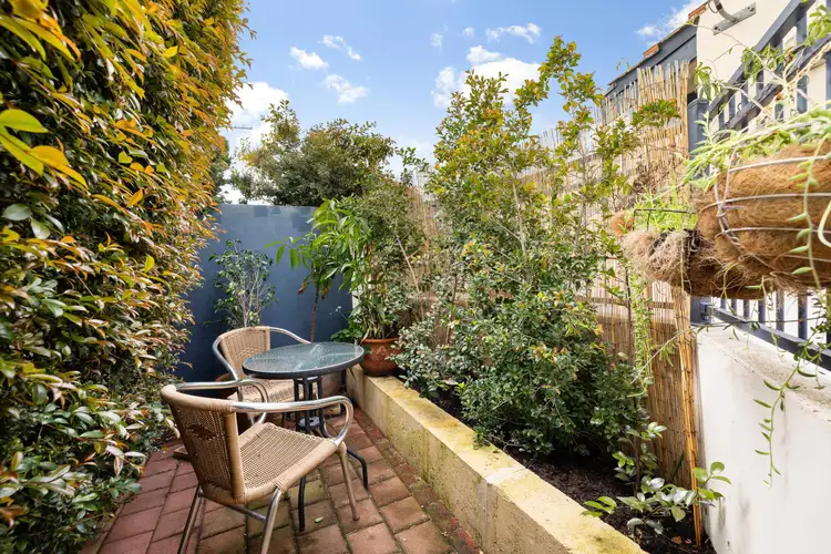 15F Watson Place, Maylands WA 6051