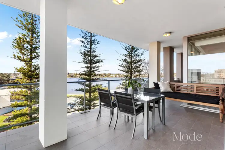 302/1-3 The Esplanade, Mount Pleasant WA 6153