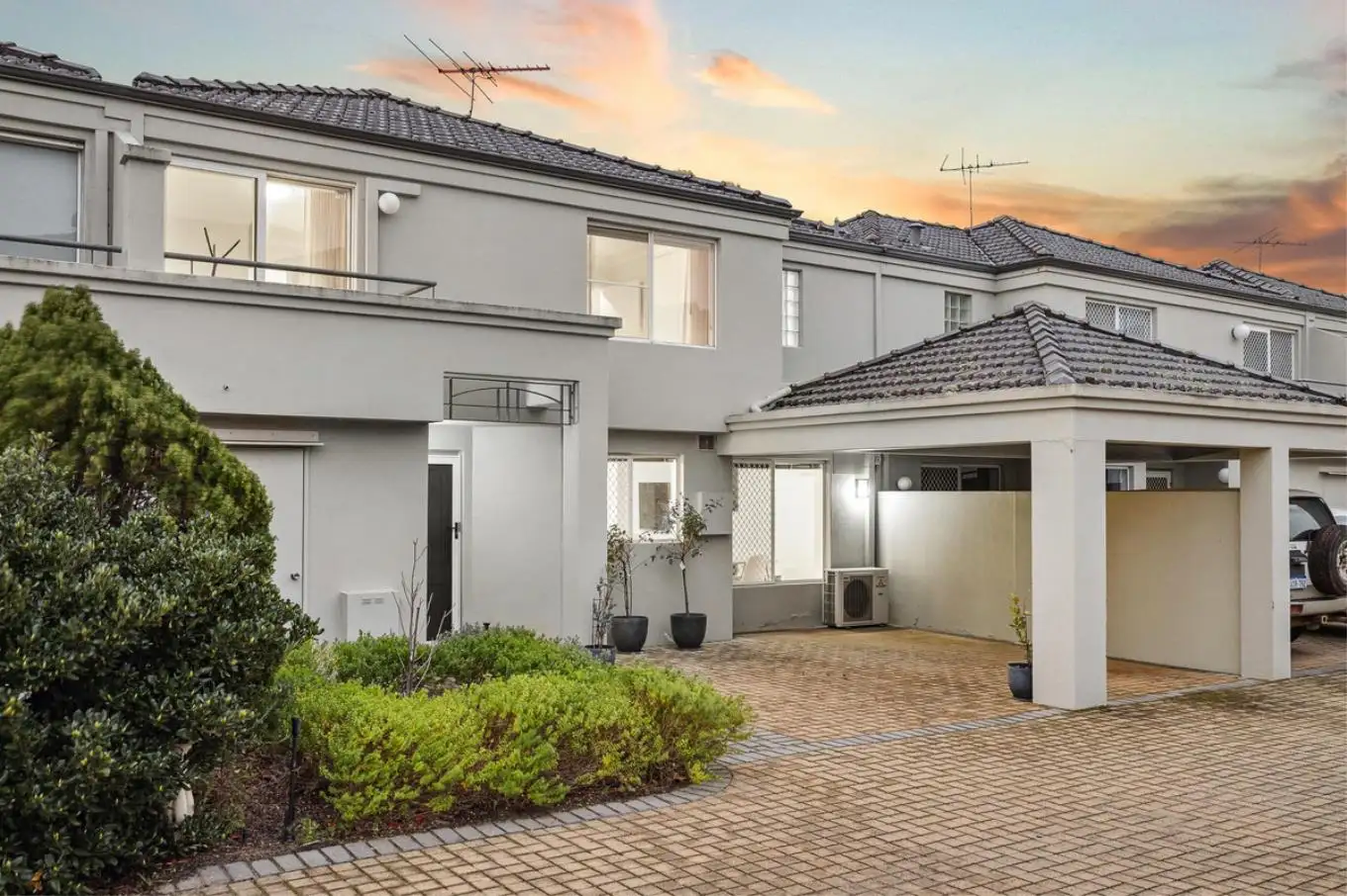 Main view of Homely townhouse listing, 17/19 Fogerthorpe Crescent, Maylands WA 6051