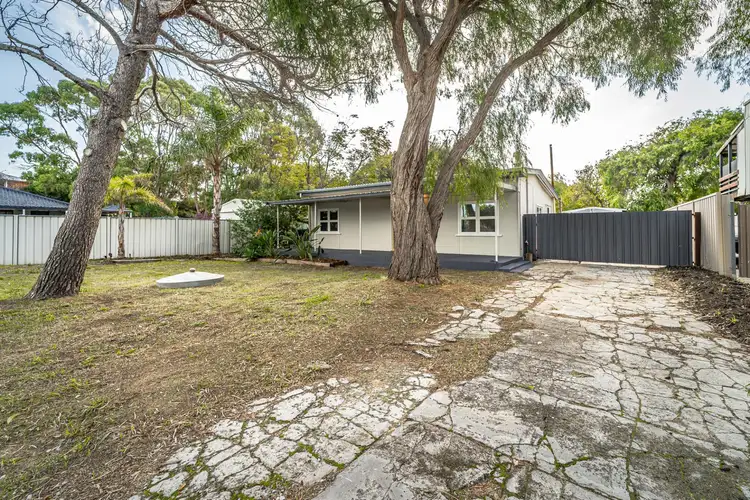 Second view of Homely house listing, 10 Pollard Way, Warnbro WA 6169