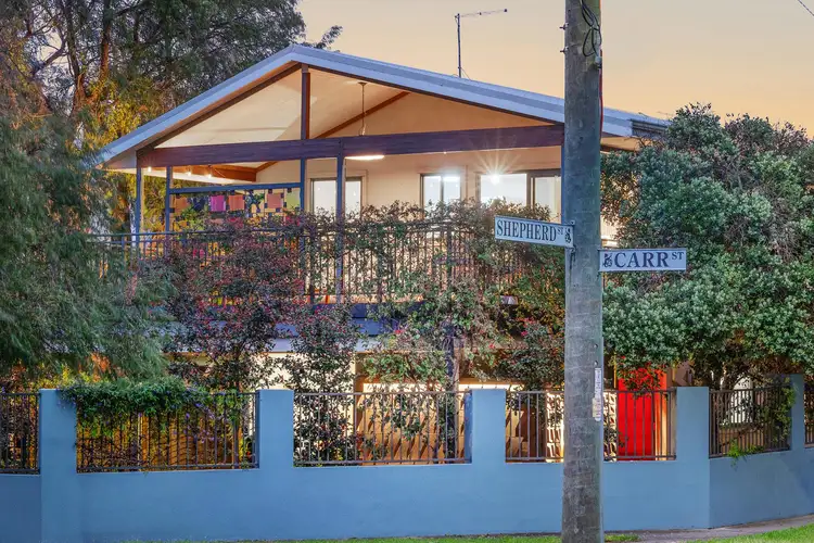 8 Carr Street, Beaconsfield WA 6162