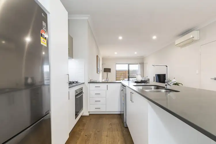 Sixth view of Homely apartment listing, 5/54 Milton Street, Mount Hawthorn WA 6016