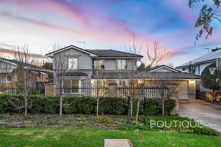 11 Glengariff Drive, Floreat WA 6014