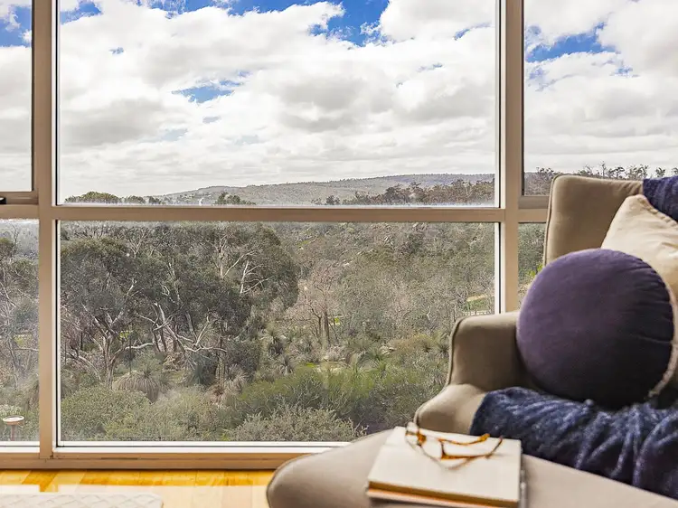 Fifth view of Homely house listing, 8 Hillway, Swan View WA 6056