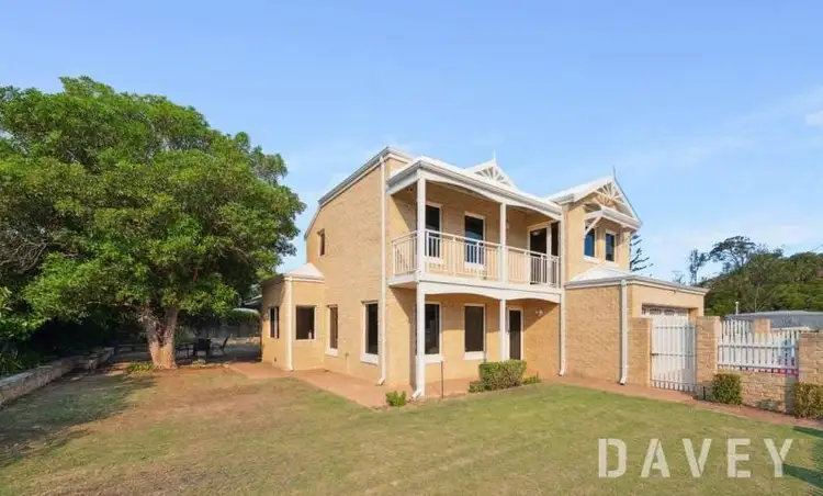 67 Duart Road, Trigg WA 6029