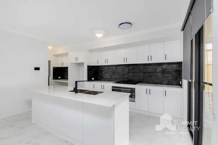 Sixth view of Homely house listing, 5 Hawkesbury Way, Australind WA 6233
