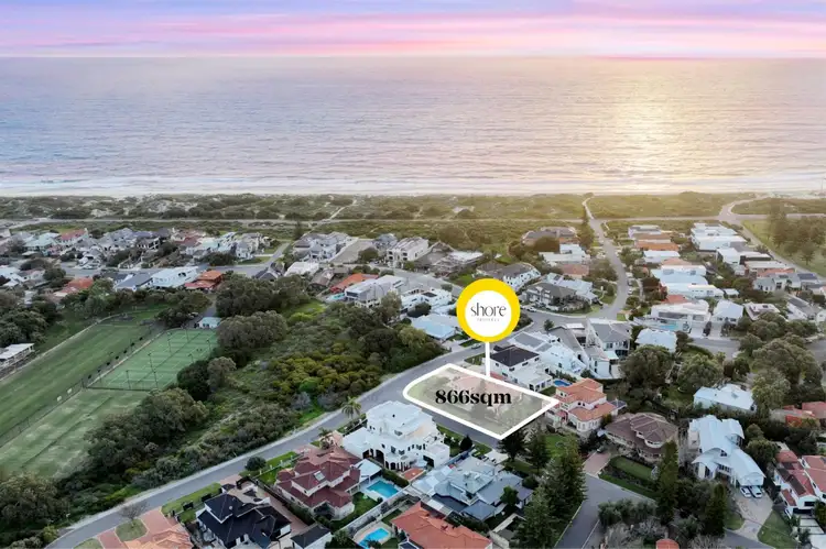 10 Boscombe Avenue, City Beach WA 6015