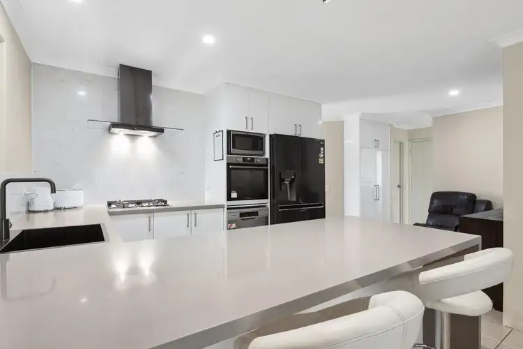 Seventh view of Homely house listing, 4 Silver Grove, Warnbro WA 6169