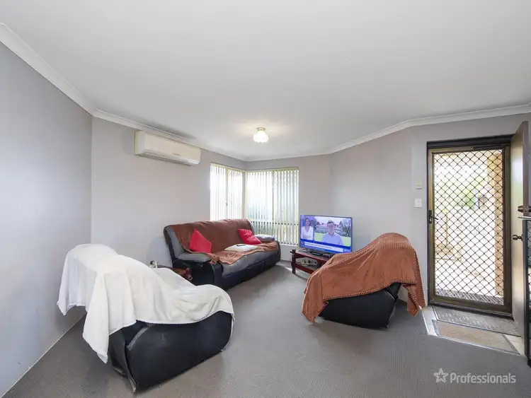 Fourth view of Homely villa listing, 1/7 Park Road, Midvale WA 6056