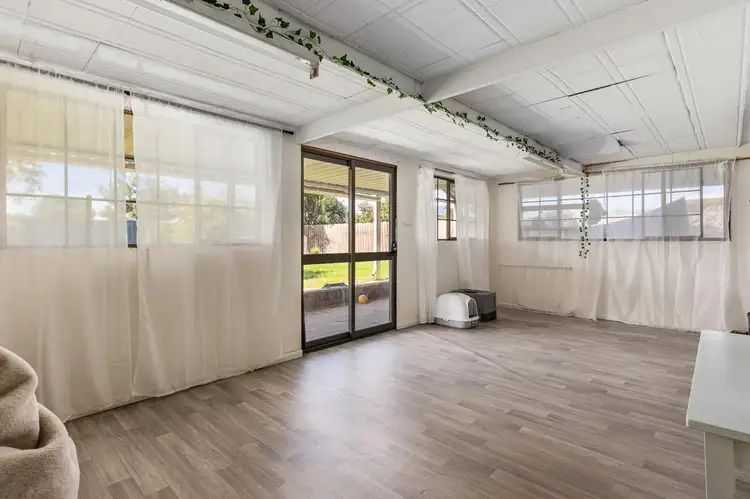 Sixth view of Homely house listing, 4 Cambridge Crescent, Cooloongup WA 6168