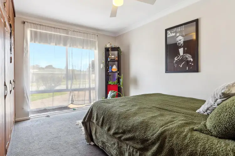 Seventh view of Homely house listing, 4 Cambridge Crescent, Cooloongup WA 6168