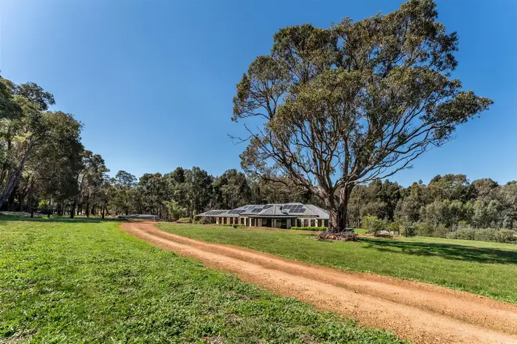 190 Ottey Grove, Parkerville WA 6081
