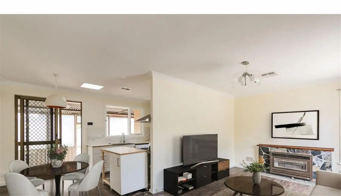 Main view of Homely house listing, 10 Bolton Way, Orelia WA 6167