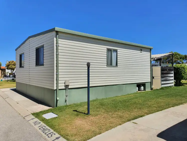 Sixth view of Homely unit listing, 33/1 Williams Way, Seabird WA 6042