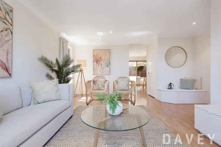 2/9 Kinsella Street, Joondanna WA 6060