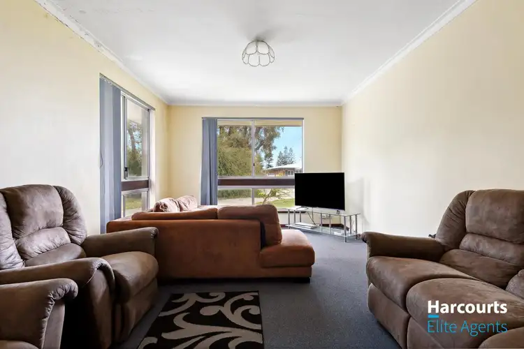 Fifth view of Homely semi-detached listing, 102 Gloucester Crescent, Shoalwater WA 6169