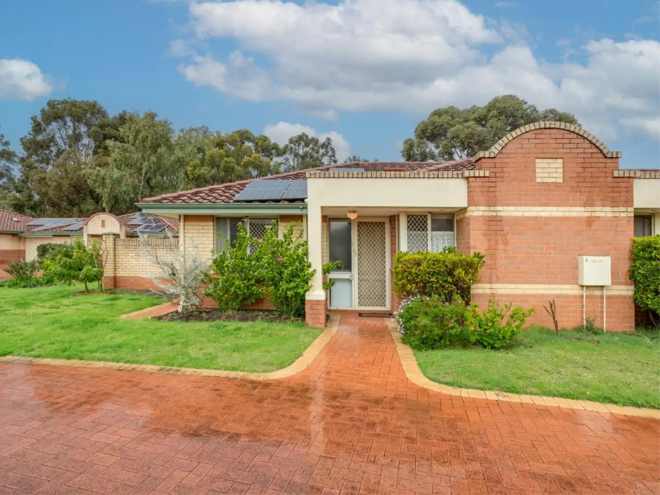 Main view of Homely unit listing, Unit 6/8 Heron Place, Maddington WA 6109