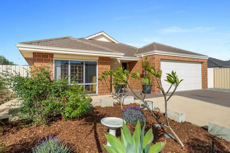 Fourth view of Homely house listing, 27 Maiden Way, Baldivis WA 6171
