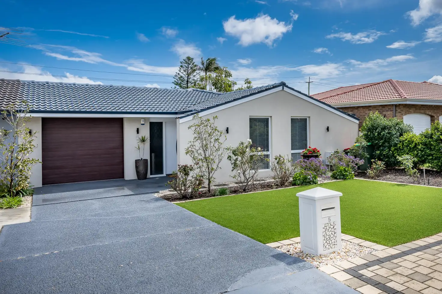 Main view of Homely semi-detached listing, 5 Avocet Road, Stirling WA 6021