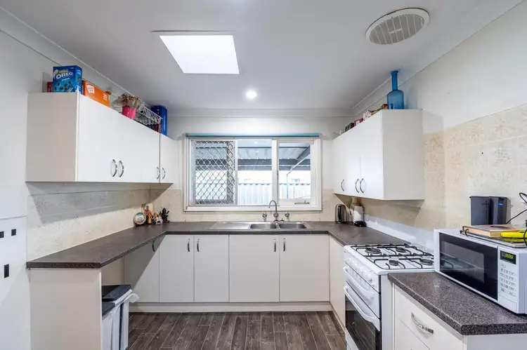 Sixth view of Homely house listing, 9 Towton Way, Langford WA 6147