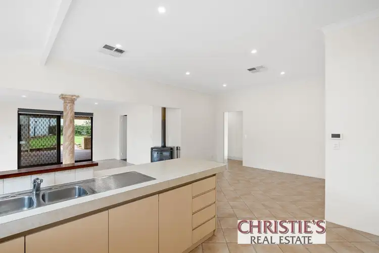 Seventh view of Homely house listing, 8 Laslett Circle, Mundaring WA 6073