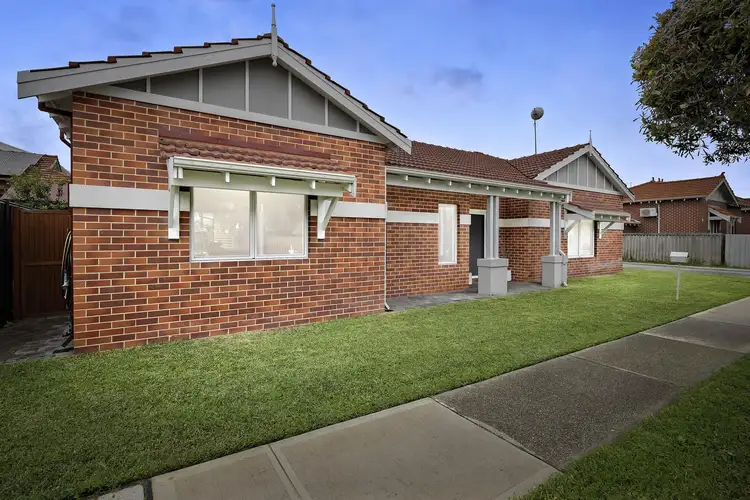 126 Clifton Crescent, Inglewood WA 6052