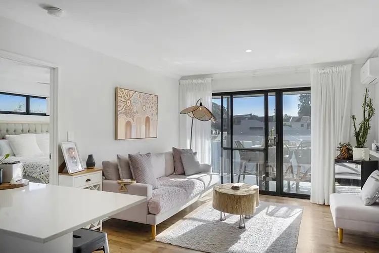 Third view of Homely apartment listing, 14/1 Fogerthorpe Crescent, Maylands WA 6051