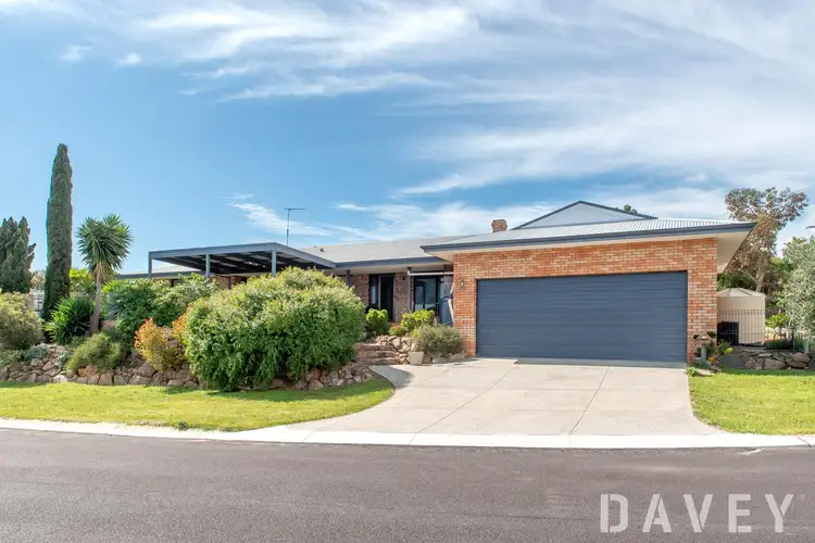 12 Jason Place, Padbury WA 6025