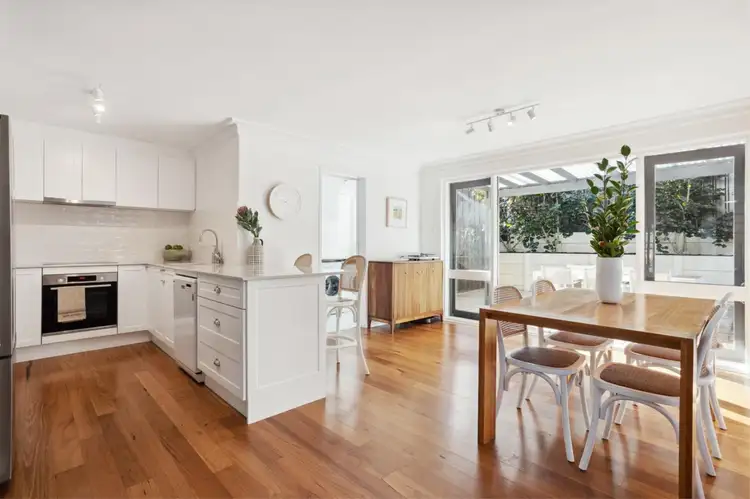 8 Russell Avenue, North Perth WA 6006