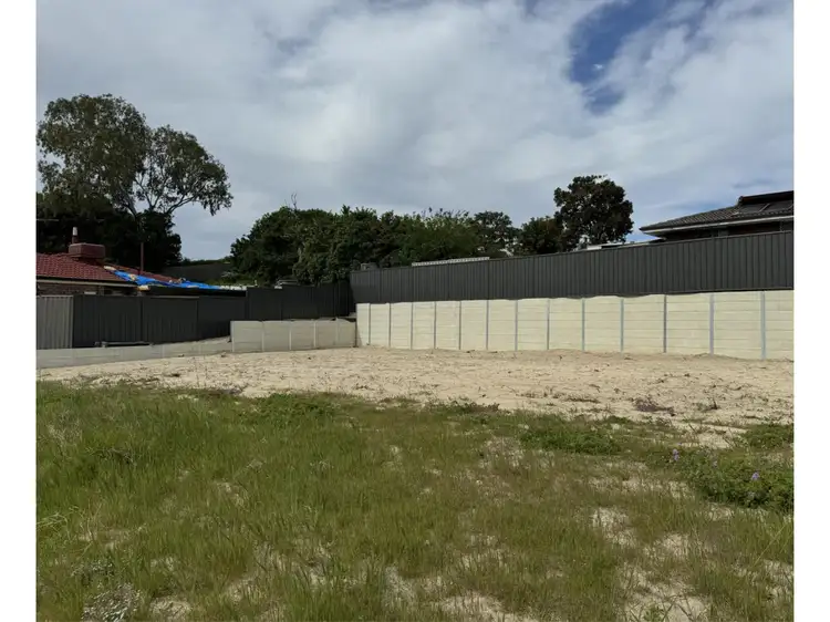 52 Giles Avuene, Padbury WA 6025