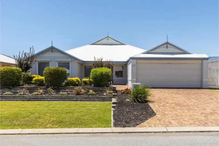 25 Salton Street, Secret Harbour WA 6173