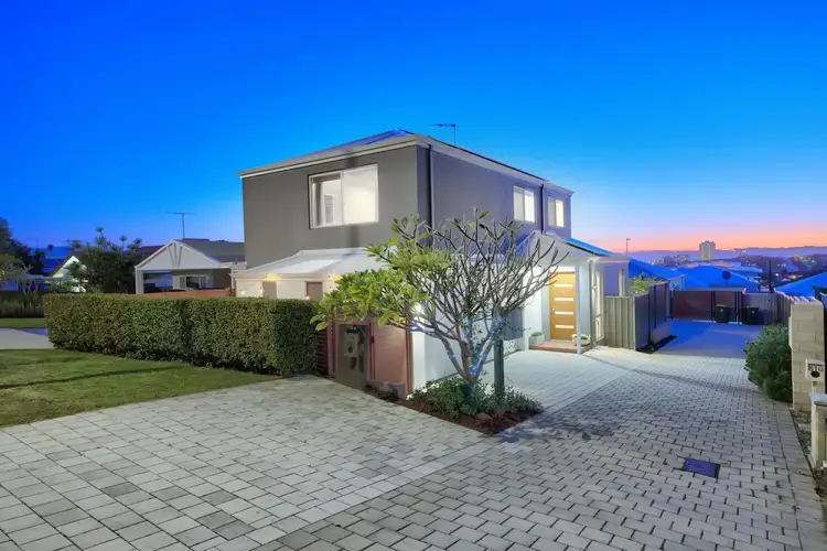 151A Duke Street, Scarborough WA 6019