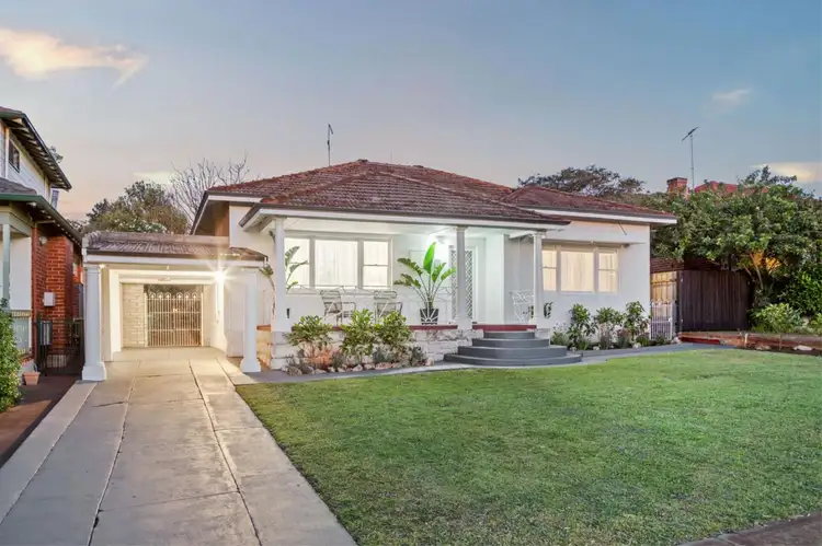 20 St Vincents Avenue, Wembley WA 6014