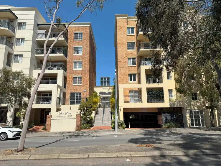 25/123 Wellington St